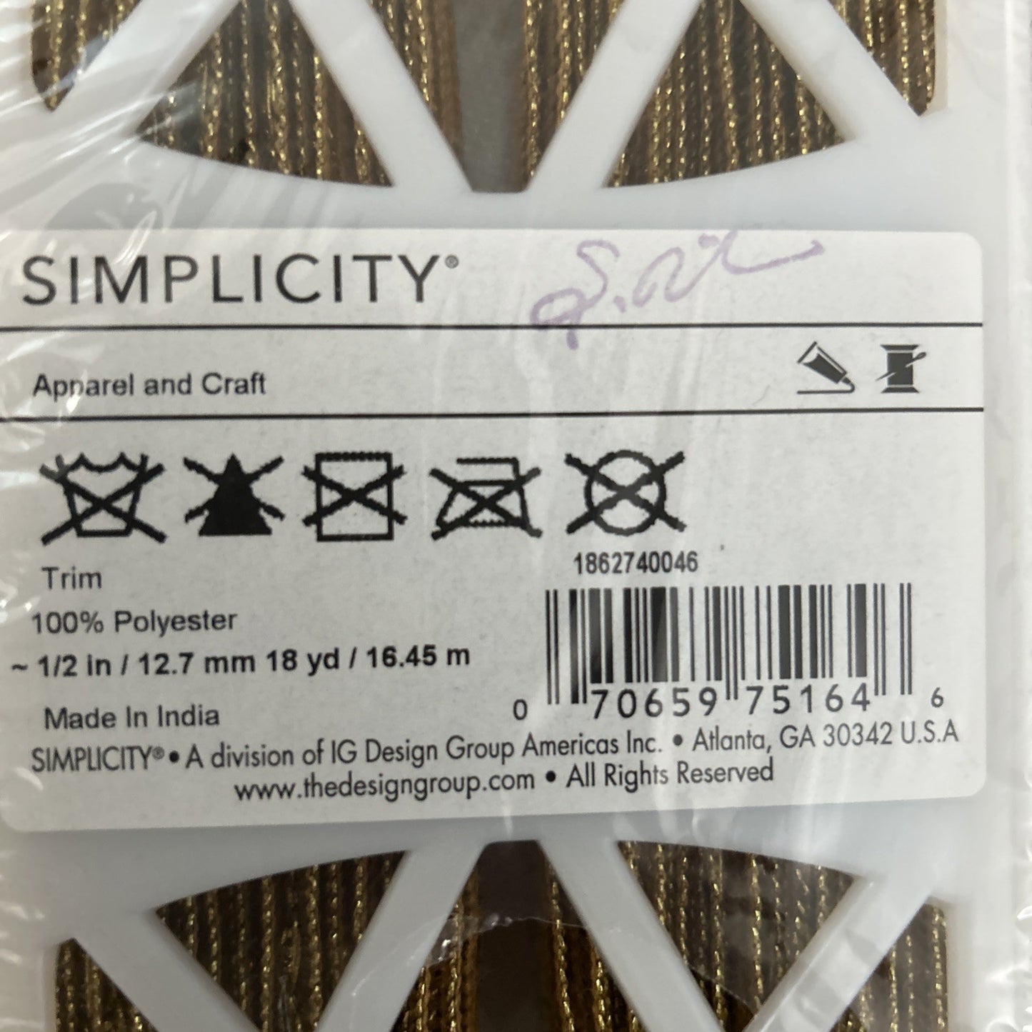 Simplicity Apparel And Craft Gold Wired Trim 18 Yards 1/2 Inch Width New